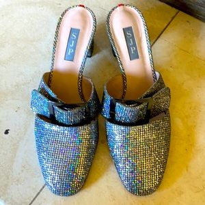 Sarah jessica Parker sparkle mules make magic with these-